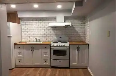 3448 Ellengale Drive Mississauga Ontario L5C 1Z7