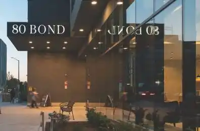 80 Bond Street Unit# 901 Oshawa Ontario L1G 0E6