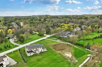 15 Honey Locust Court Vaughan Ontario L6A 1G2