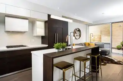 3 Sylvan Avenue Unit# TH8 Toronto C01 Ontario M6H 0C4