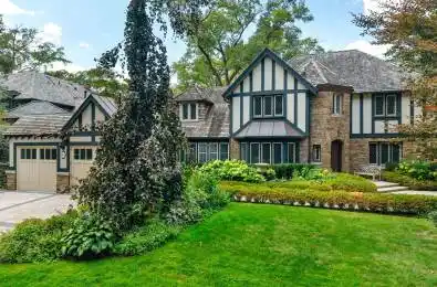 16 Kingsway Crescent Toronto W08 Ontario M8X 2P9