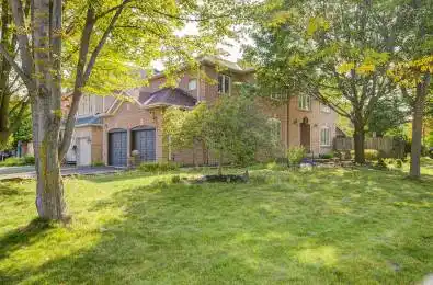 483 Menczel Crescent Newmarket Ontario L3X 2P6