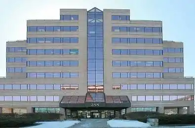 255 Duncan Mill Road Unit# 301 Toronto C12 Ontario M3B 3H9