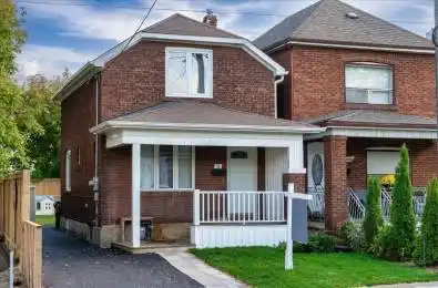 11 Bowie Avenue Toronto W04 Ontario M6E 2P1