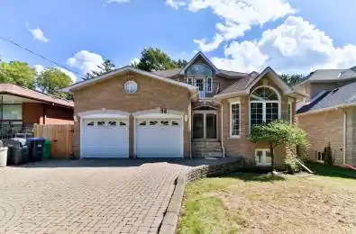 38 Eaglewood Boulevard Mississauga Ontario L5G 1V4