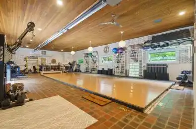 235 Concession 11 Road Hamilton Ontario L8B 1H7