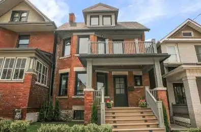 17 Grafton Avenue Toronto W01 Ontario M6R 1C3