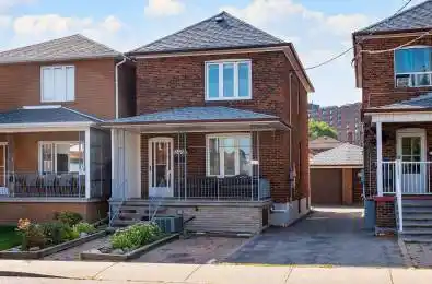 245 Belgravia Avenue Toronto W04 Ontario M6E 2M9