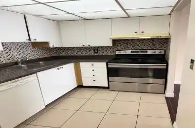 145 Hillcrest Avenue Unit# 2113 Mississauga Ontario L5B 3Z1