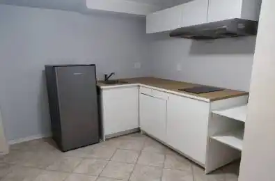 37 Belvia Drive Unit# Bsmt Vaughan Ontario L4K 5J6