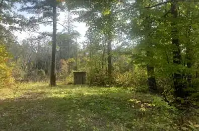 Pineview Court Marmora and Lake Ontario K0K 2M0