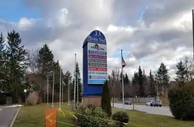 33 The Bridle Trail Unit# 3 & 4 Markham Ontario L3R 4E7