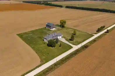 4542 6 SUNNIDALE Concession Clearview Ontario L0M 1S0