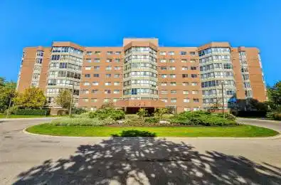 5 Weldrick Road Unit# 611 Richmond Hill Ontario L4C 8S9