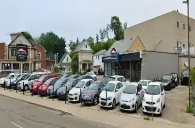 1698 Weston Road Toronto W04 Ontario M9N 1V6