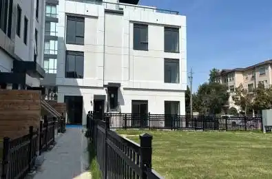 16 Greenbriar Road Unit# TH 5 Toronto C15 Ontario M2K 0H6