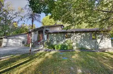 1208 Birchcliffe Crescent Severn Ontario L3V 6H4