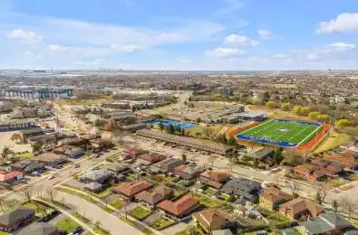 7450 Darcel Avenue Unit# 12 Mississauga Ontario L4T 2X7