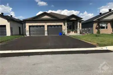 29 Senators Gate Drive Perth Ontario K7H 0B5