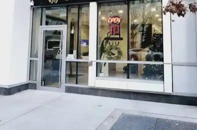 81 Mutual Street Toronto C08 Ontario M5B 2A9