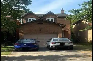 4358 Bacchus Crescent Mississauga Ontario L4W 2Y3