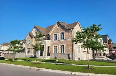 10 Hamster Crescent Aurora Ontario L4G 3G7