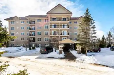 4 Legacy Lane Unit# 203 Huntsville Ontario P1H 2R2