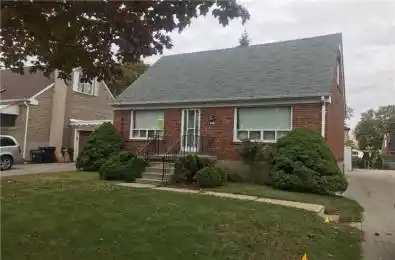 42 Yorkdale Crescent Toronto W05 Ontario M9M 1C1