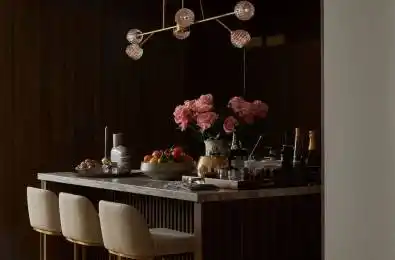 37 Rippleton Road Toronto C13 Ontario M3B 1H4