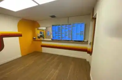 5741 Finch Avenue Unit# 2 Toronto E11 Ontario M1B 2G5