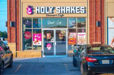 61 James Snow Pkwy Parkway Milton Ontario L9T 0R3