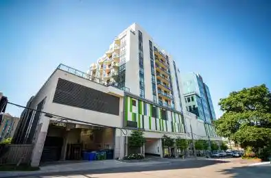 111 WORSLEY Street Unit# PH5 Barrie Ontario L4M 0J5