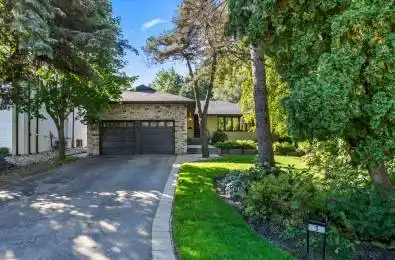 3 Cobble Hills Hill Toronto W08 Ontario M9A 3H6