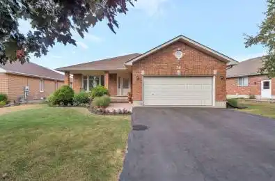 36 Oak Ridge Boulevard Belleville Ontario K8N 5W1