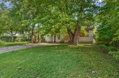 63 Minnewawa Road Mississauga Ontario L5G 1C6