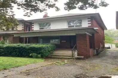 296 Briar Hill Avenue Toronto C03 Ontario M4R 1J2