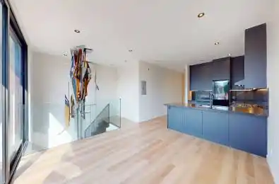 3212 Dundas Street Unit# 301 Toronto W02 Ontario M6P 2A3