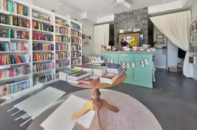 174 High Street Saugeen Shores Ontario N0H 2L0