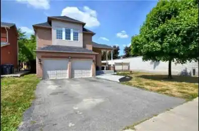 42 Southbend Drive Brampton Ontario L7A 1K5