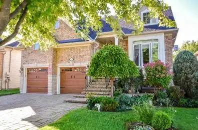 33 Meadowood Drive Wasaga Beach Ontario L9Z 3B8