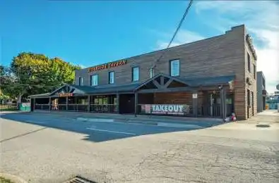 8163 Cummington Square Niagara Falls Ontario L2G 6W1