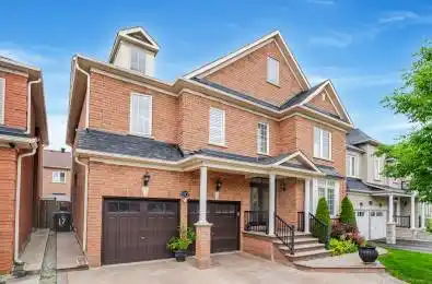 17 Regis Circle Brampton Ontario L6P 1Z4