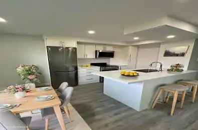 15 Walmer Road Unit# 405 Toronto C02 Ontario M5R 2X1