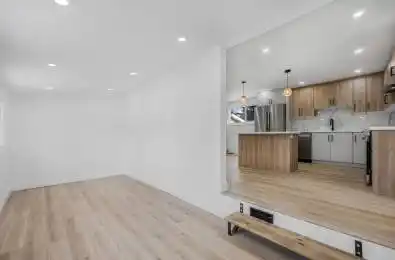 338 Old Mosley Street Unit# Unit 2 Wasaga Beach Ontario L9Z 2H6