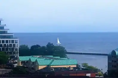 133 Bronte Road Unit# BPH-14 Oakville Ontario L6L 3C1