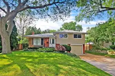 4011 Grapehill Avenue Burlington Ontario L7L 1R1