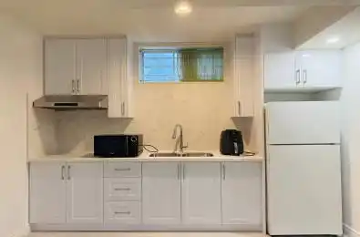 325 Wilfred Avenue Toronto C14 Ontario M2N 6H4