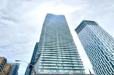 82 Dalhousie Street Unit# 3902 Toronto C08 Ontario M5B 0C5