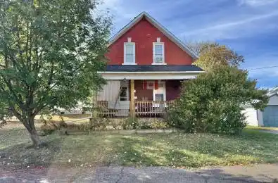 11 Gould Street Whitewater Region Ontario K0J 1K0