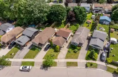 15 Homestead Place Kitchener Ontario N2N 1Z1